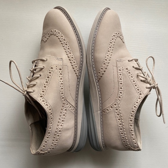 COLE HAAN Shortwing Beige Nubuck Wingtip Oxfords Size 8.5 - Picture 6 of 13